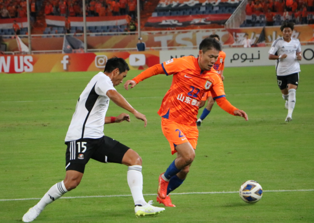 包含赛地聚焦——亚冠今夜热度飙升，达拉斯独行侠防线松动，媒体盛赞，临场指挥获称赞的词条